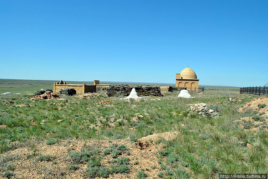 Мавзолей Джучи-хана Карагандинская область, Казахстан