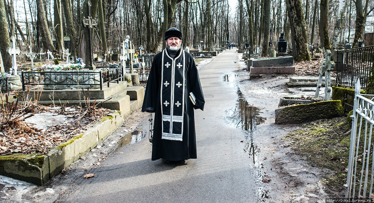 По реке Смоленке к часовне блаженной Ксении Петербуржской Санкт-Петербург, Россия