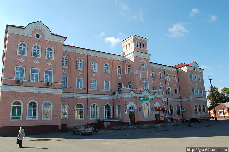 Здание железнодорожного вокзала Борисоглебск, Россия