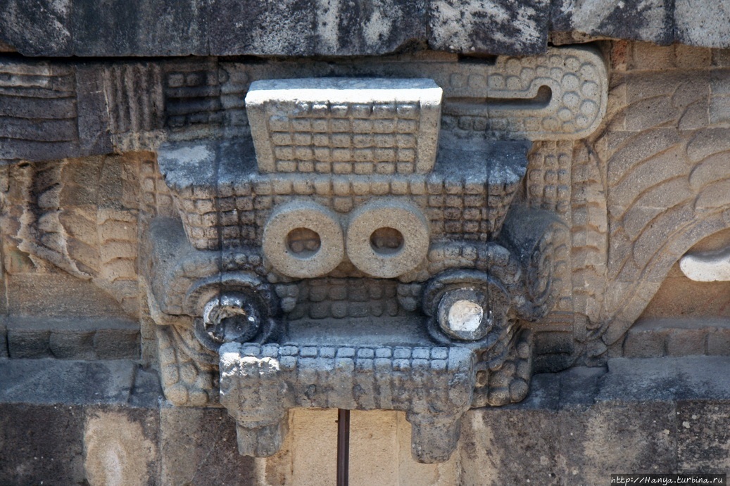 Бог Дождя Тлалок. Из интернета Теотиуакан пре-испанский город тольтеков, Мексика