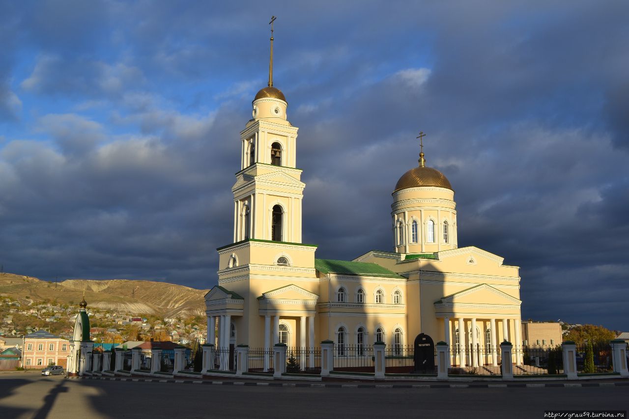 Кафедральный собор Живоначальной Троицы Вольск, Россия