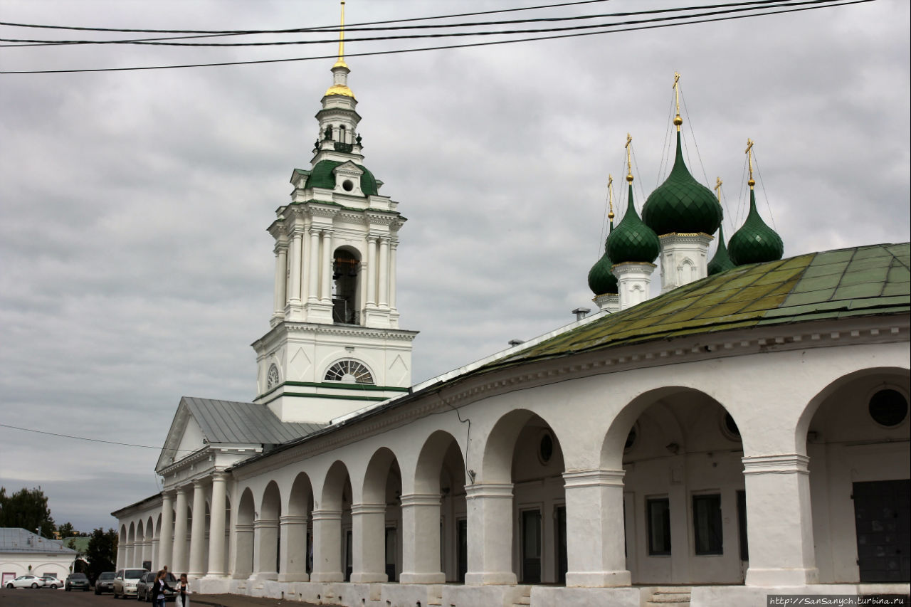 Спасская церковь в торговых рядах. Кострома, Россия