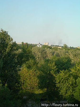 Вид на Свято-Покровский собор с Колеса обозрения Запорожье, Украина