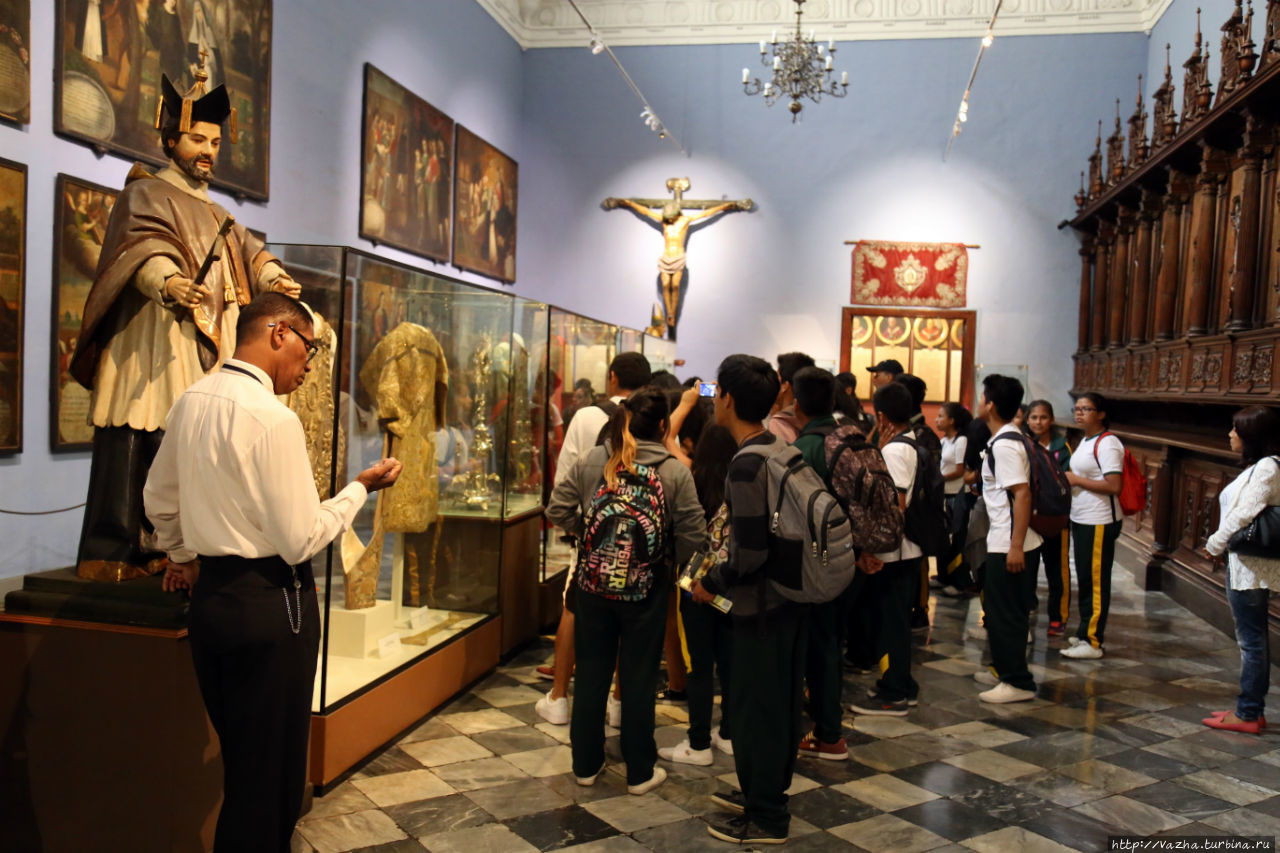 Музей при кафедральном соборе Лимы Лима, Перу