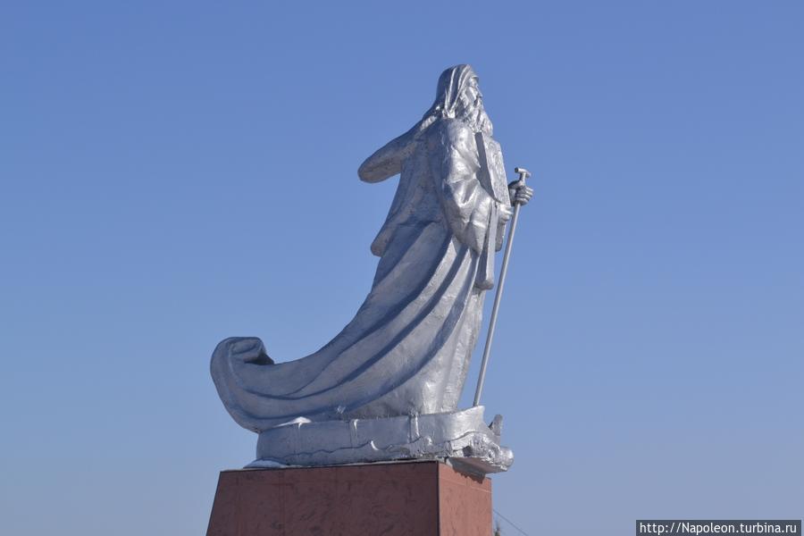 Памятник Святителю Василию