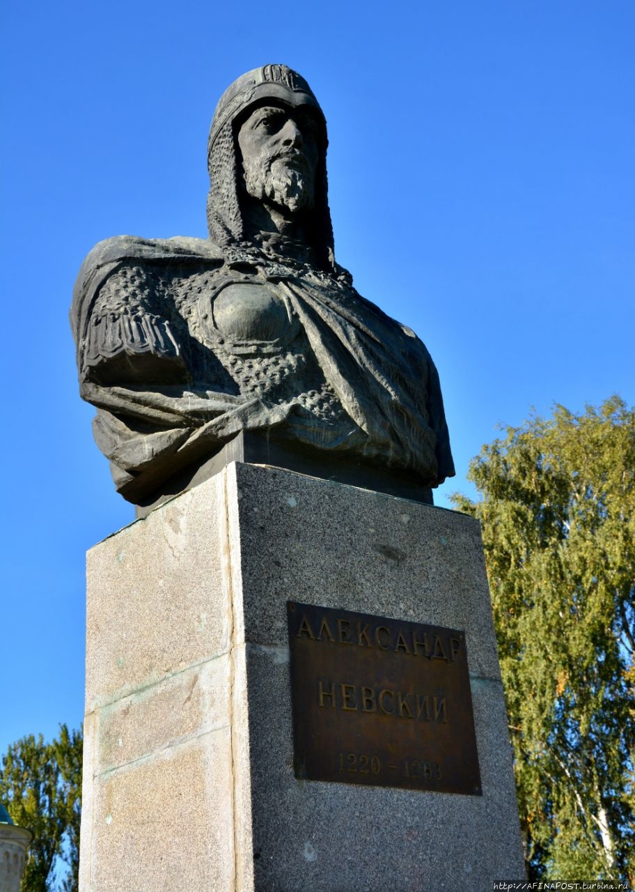 Памятник Александру Невскому Переславль-Залесский, Россия