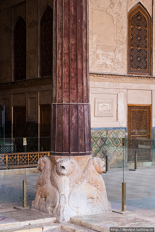 Дворец Чехель сутун Исфахан, Иран