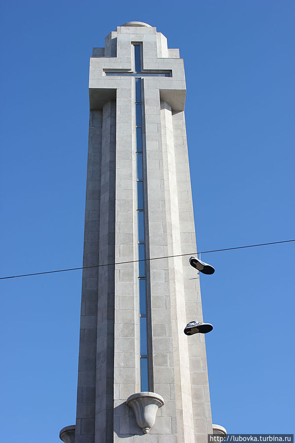 Площадь Пласа де Эспанья (Plaza de Espana).