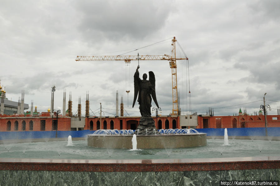 Фонтан Архангел Гавриил Йошкар-Ола, Россия