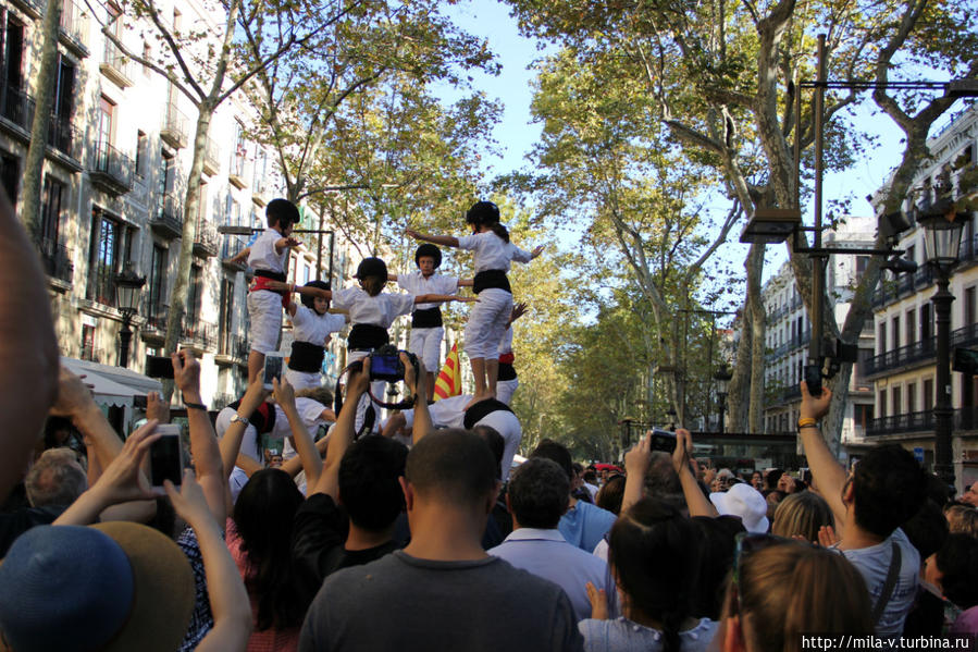 Фестиваль Ла Мерсе в Барселоне. Барселона, Испания