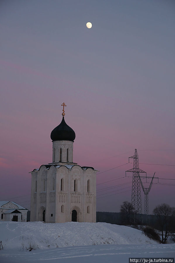 Февральская церковь Покрова на Нерли Боголюбово, Россия