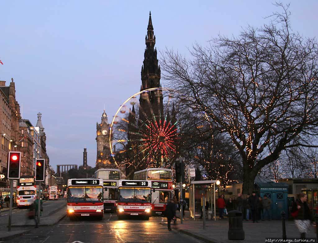 Принцес-стрит в Эдинбурге. Фото из интернета Эдинбург, Великобритания