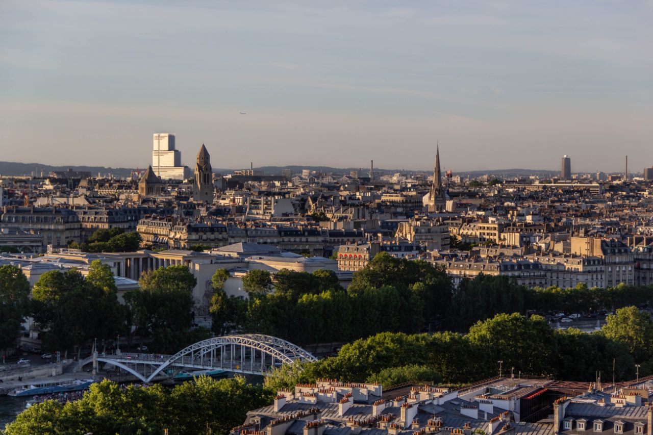 Париж. Эйфелева башня Париж, Франция Париж. Эйфелева башня Париж, Франция