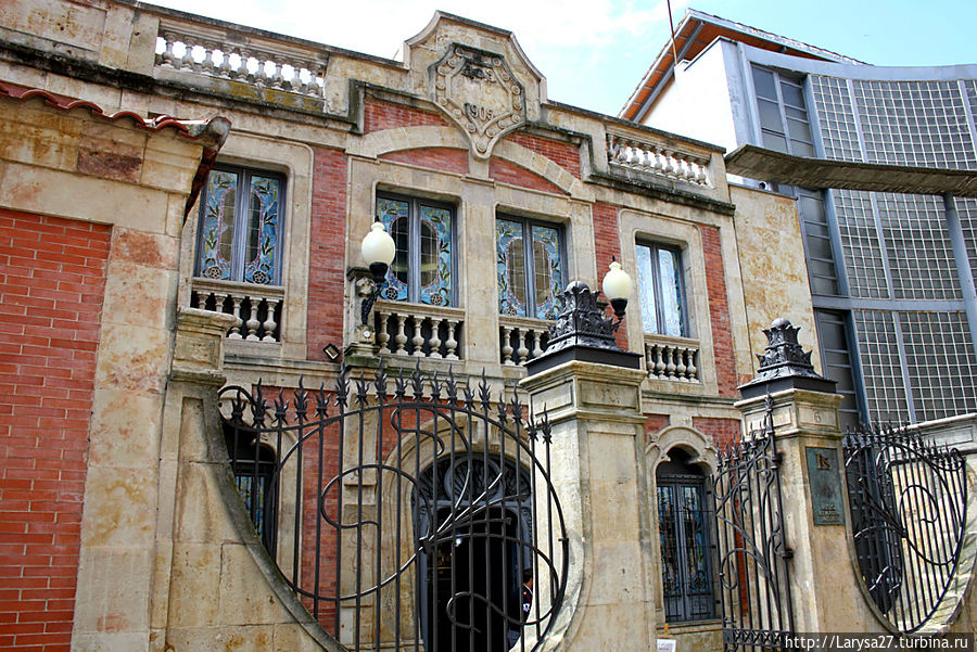 Музей ар-нуво и ар-деко в Каса Лис / Museo Art Nouveau y Art Deco — Museo Casa Lis