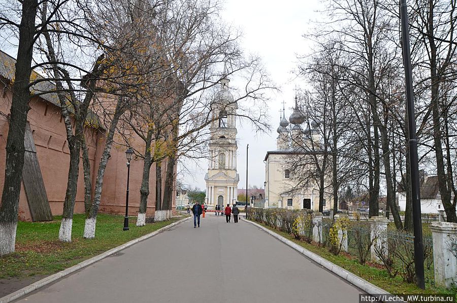 Вид на Смоленскую церковь Суздаль, Россия