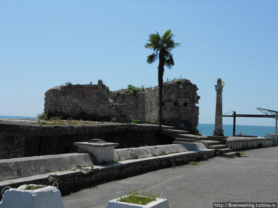 Остатки крепости Сухум, Абхазия