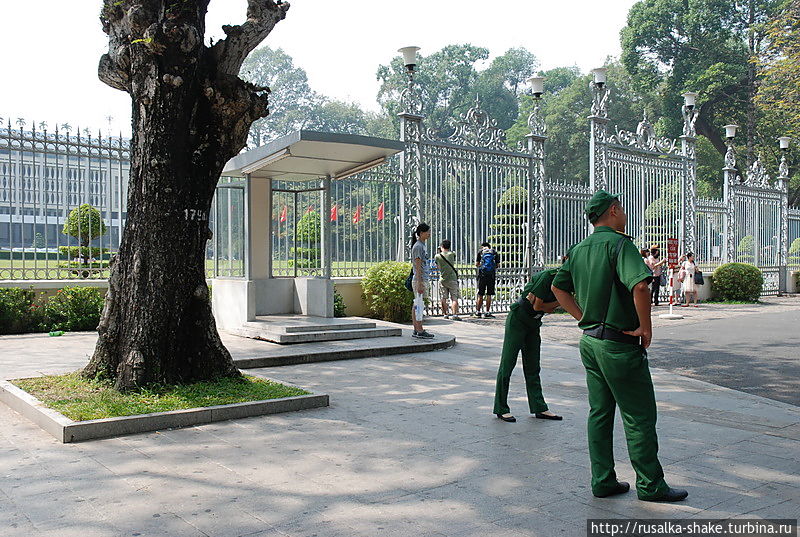 Дворец, закрытый на обед Хошимин, Вьетнам