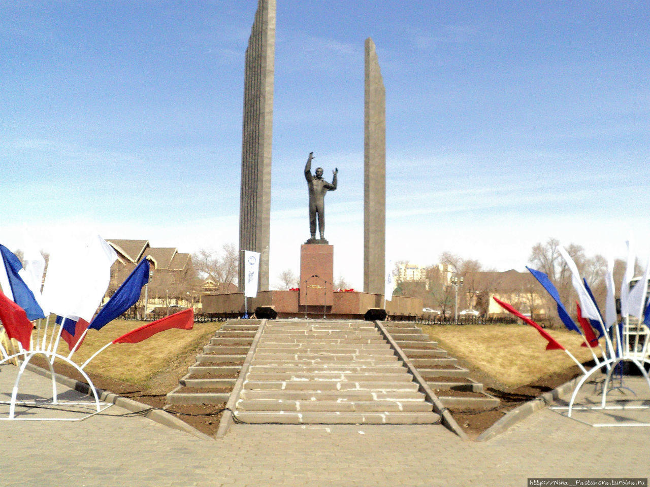 Памятник Юрию Гагарину Оренбург, Россия