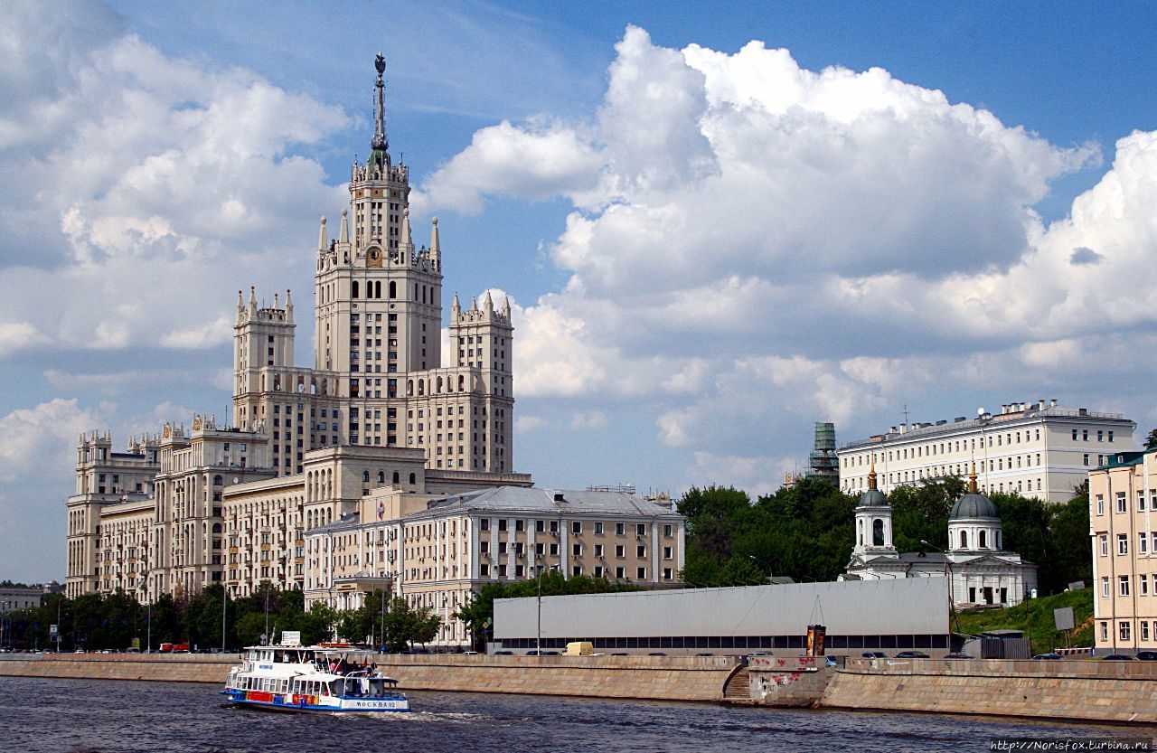 Некоторые фотографии сделаны мной ранее, во время прогулок по Москве. Москва, Россия