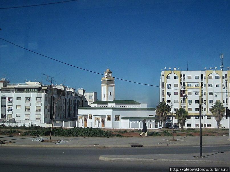 Рабат. Поездка на трамвае Рабат, Марокко