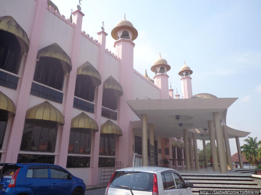 Главная мечеть Кучинга Кучинг, Малайзия