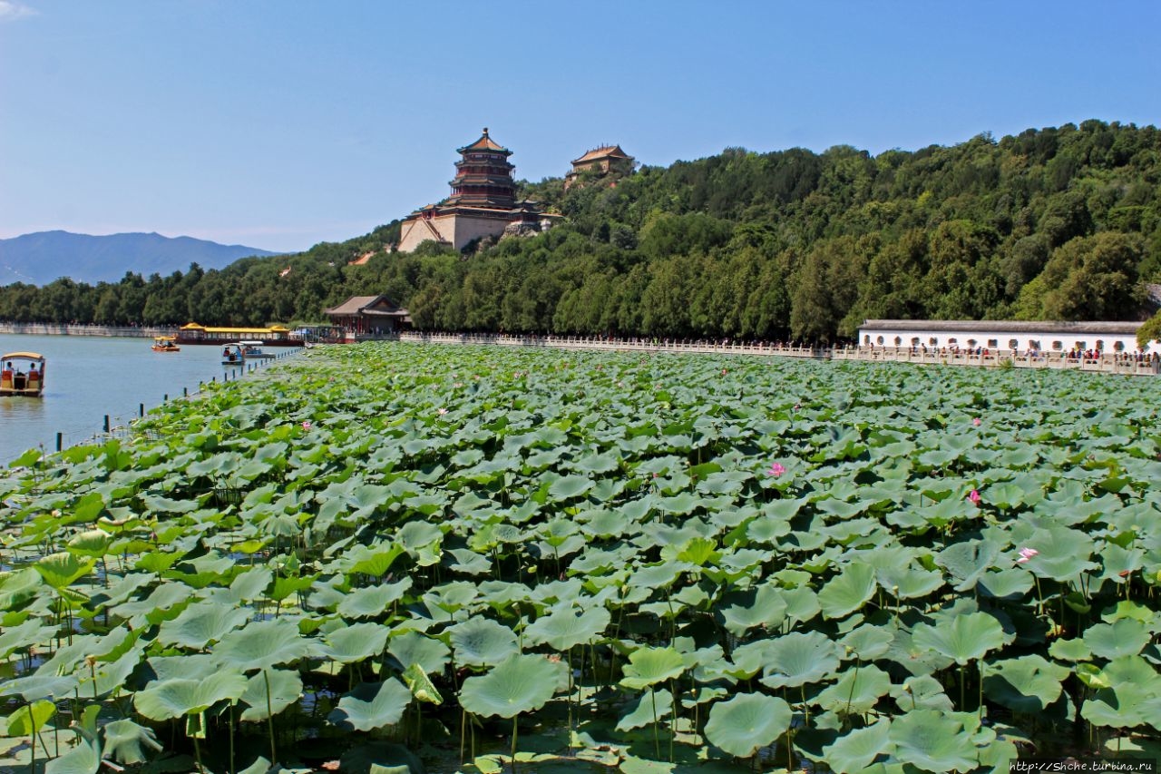 Озеро Куньминху (Летний дворец) Пекин, Китай