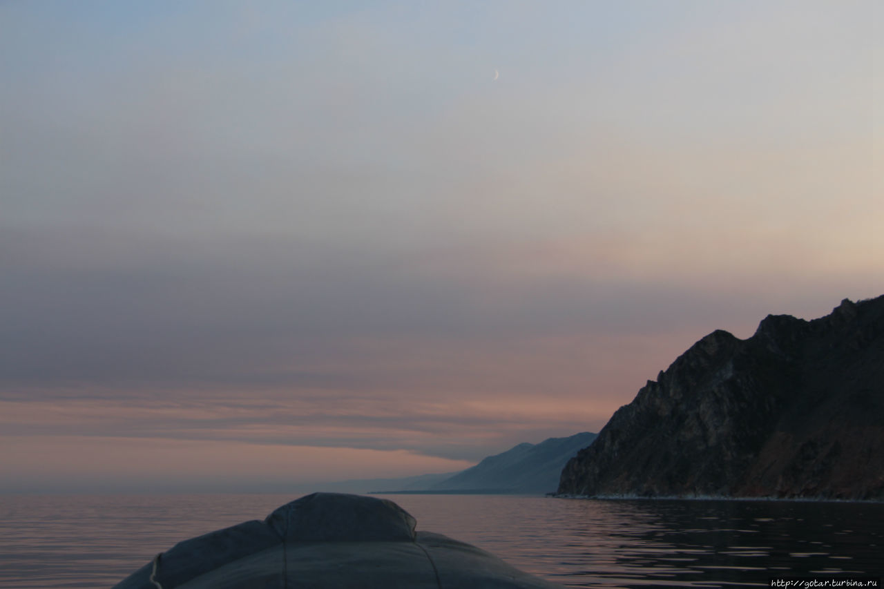 Байкальские покатушки, или путешествие по озеру на  лодке озеро Байкал, Россия