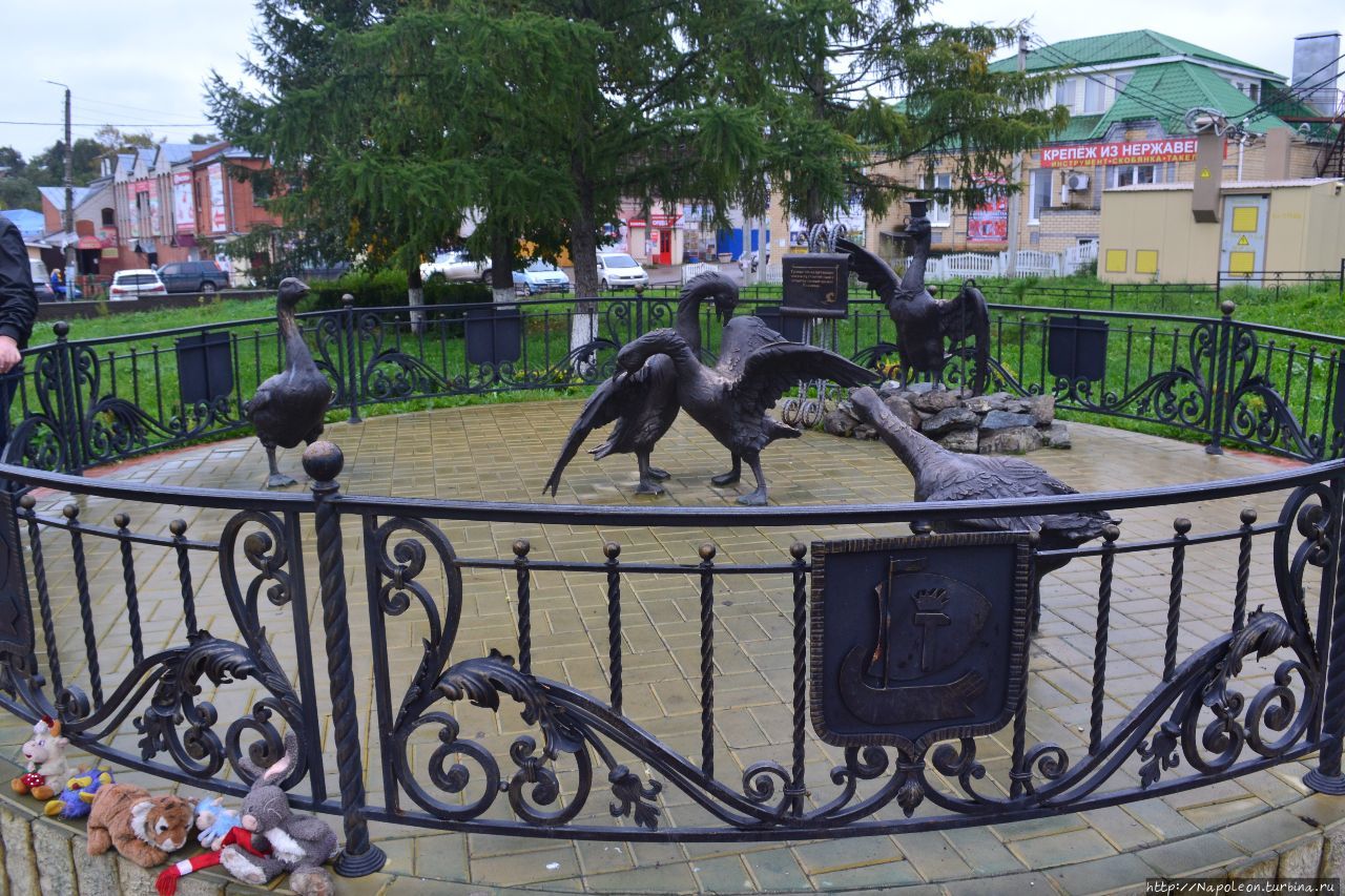 Памятник гусиным боям Павлово, Россия