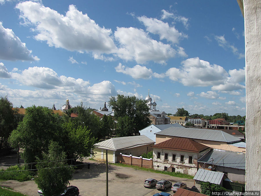 Вид с колокольни в сторону кремля Ростов, Россия