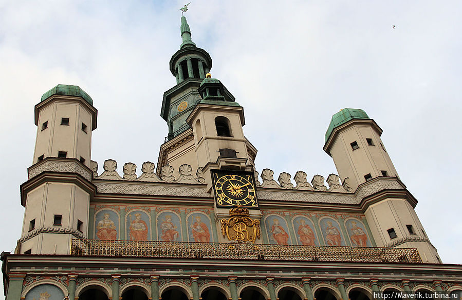 Познаньская ратуша — исторический символ города Познань Познань, Польша