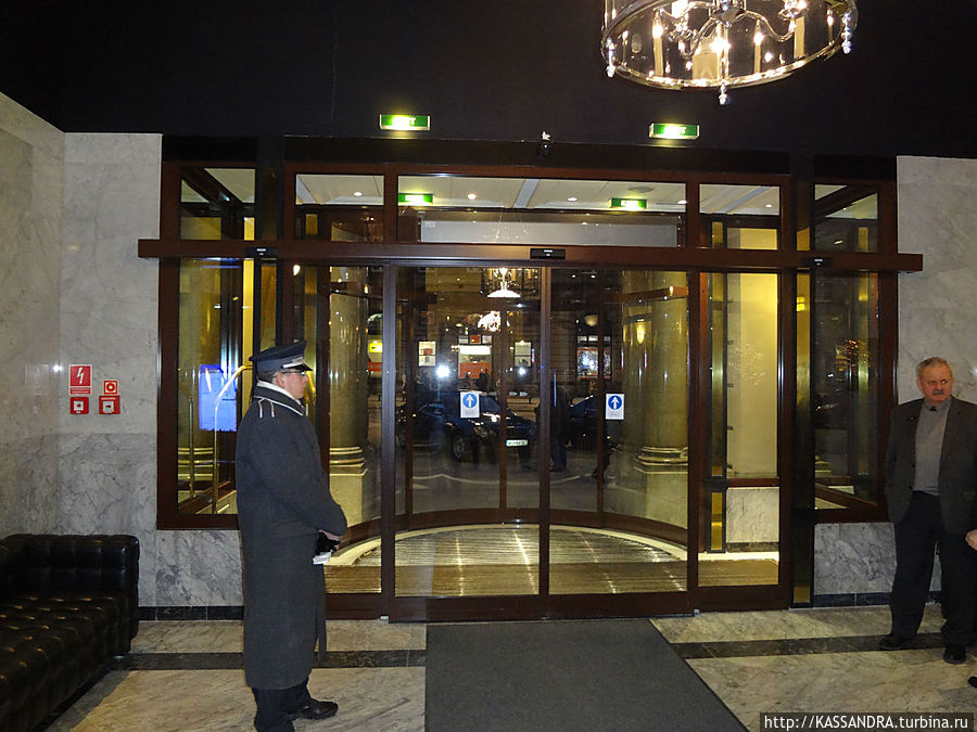 Бристоль Варшава, Польша