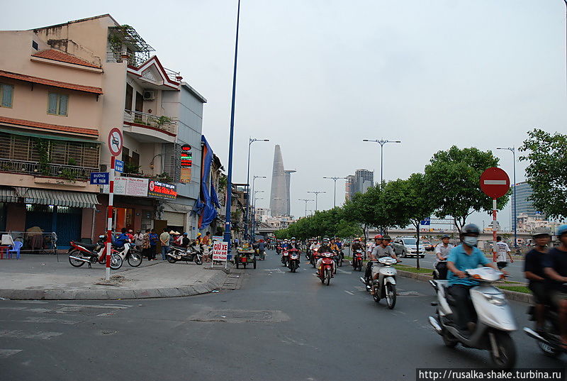 Финансовая башня Bitexco Хошимин, Вьетнам