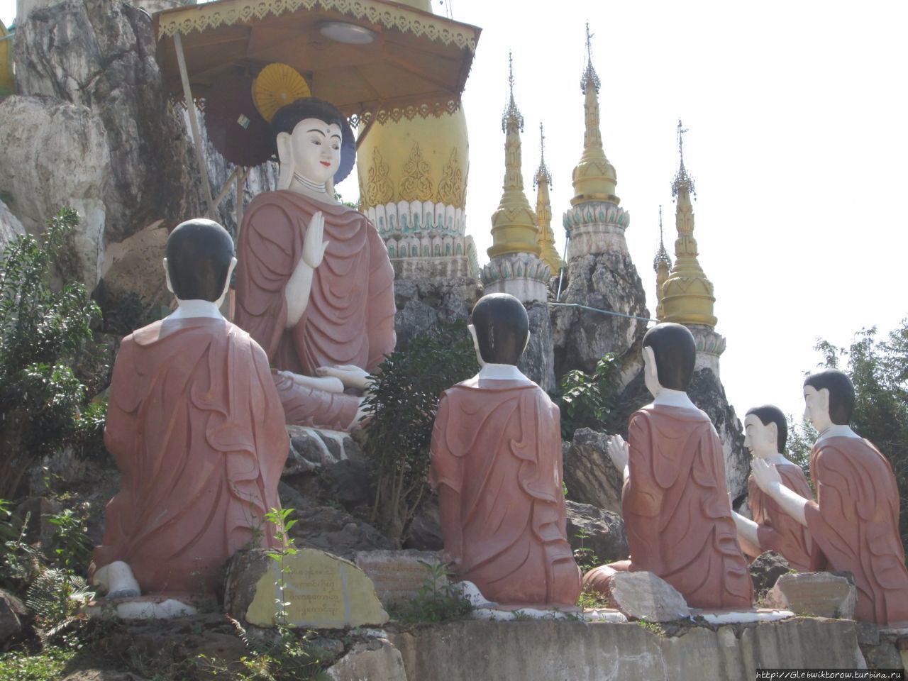 Монастырь Шве Заунг Лойко, Мьянма