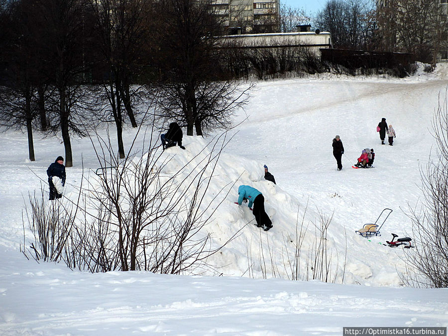 Вот моя деревня: вот мой дом родной... Москва, Россия