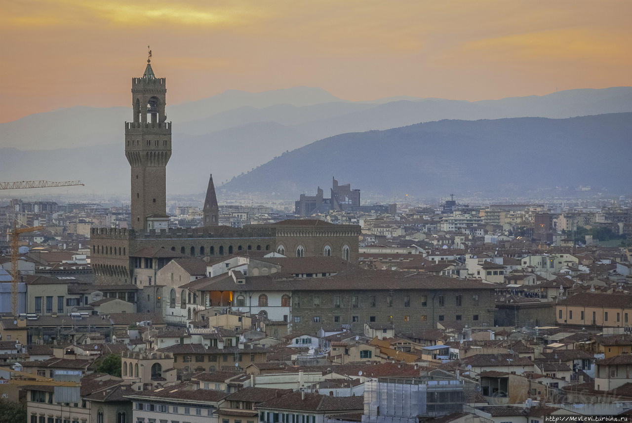 Площадь Микельанжело Флоренция, Италия