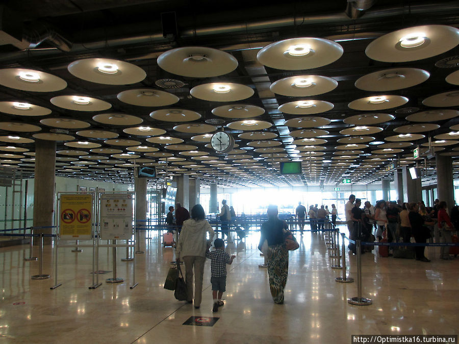 Аэропорт Мадрид-Барахес (Aeropuerto de Madrid-Barajas) Мадрид, Испания