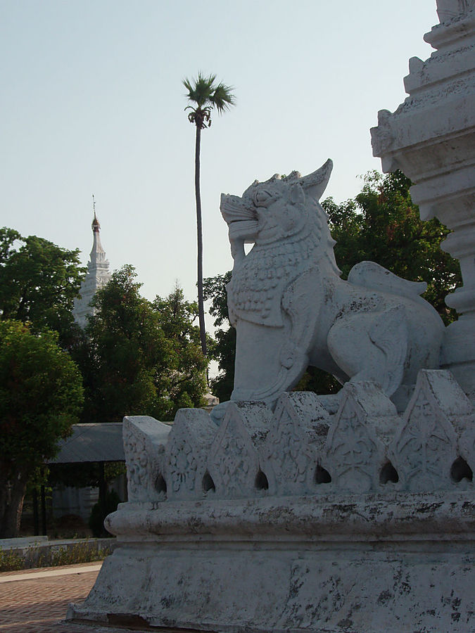 Храм Великого Колокола Мандалай, Мьянма