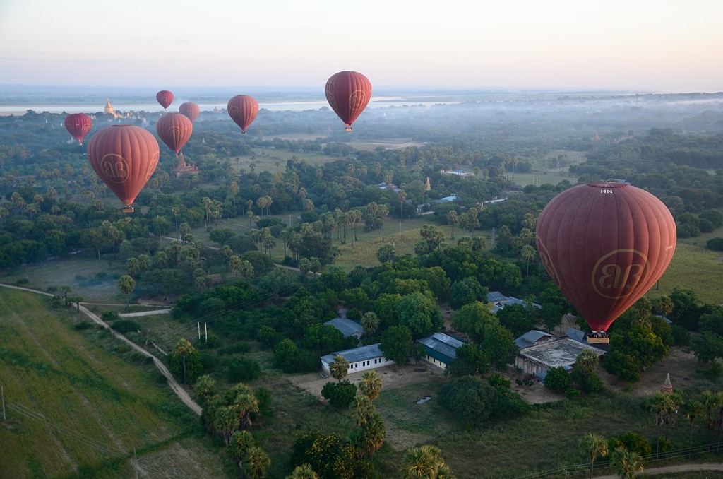 Полет на воздушном шаре Баган, Мьянма