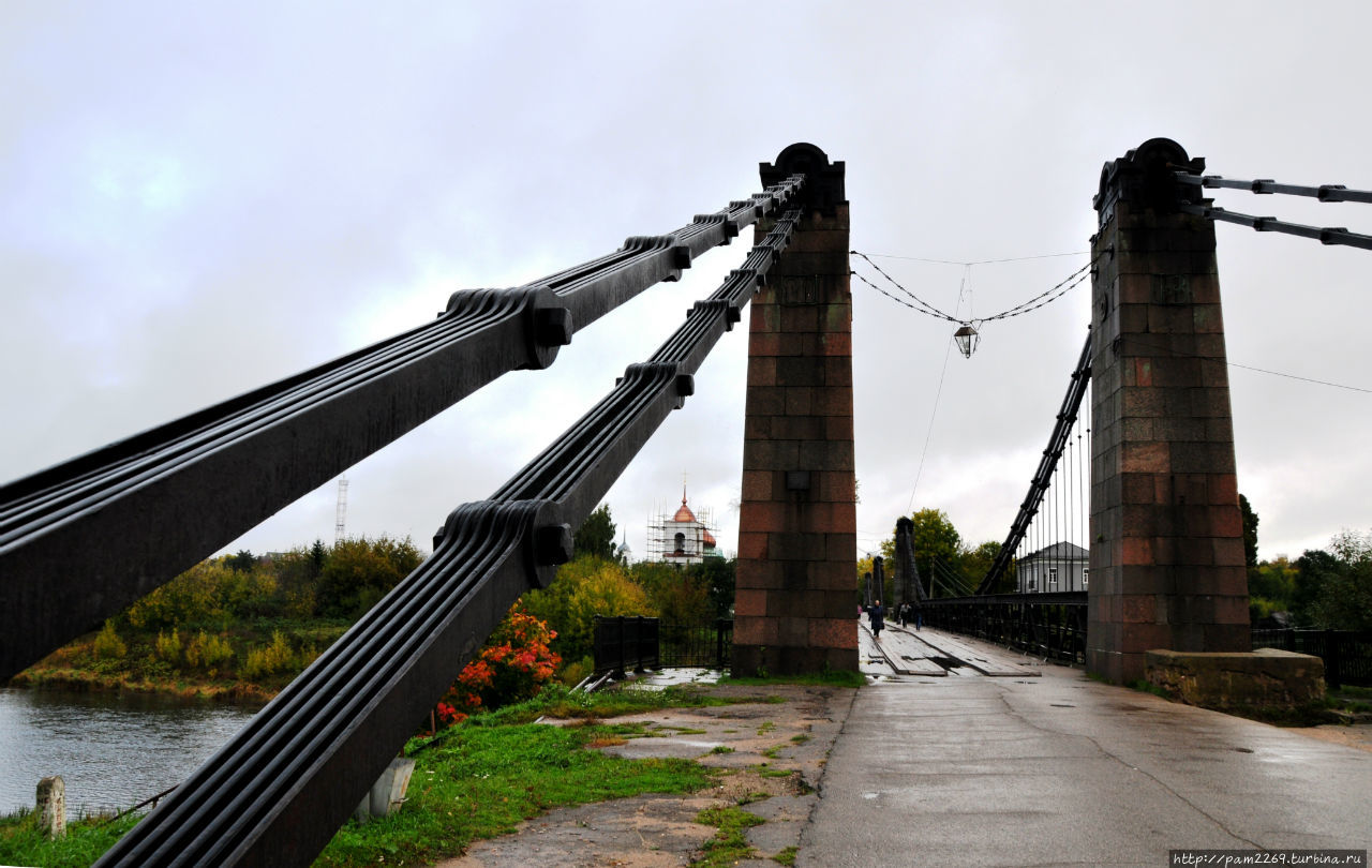 Погода остров псковский остров псковской. Город остров. Город остров сейчас. Город на острове в России. Остров Псковская область разруха.