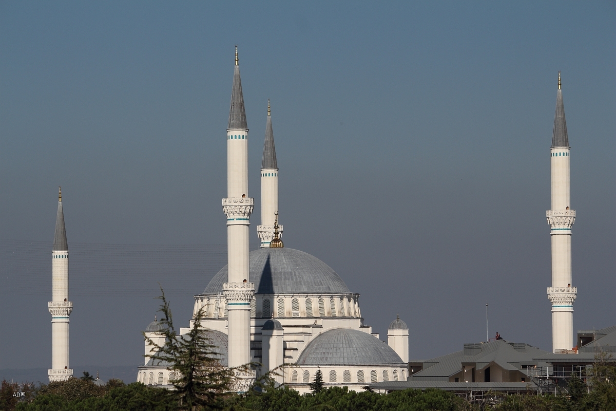 Стамбул 2021 — Мечеть Чамлыджа Стамбул, Турция