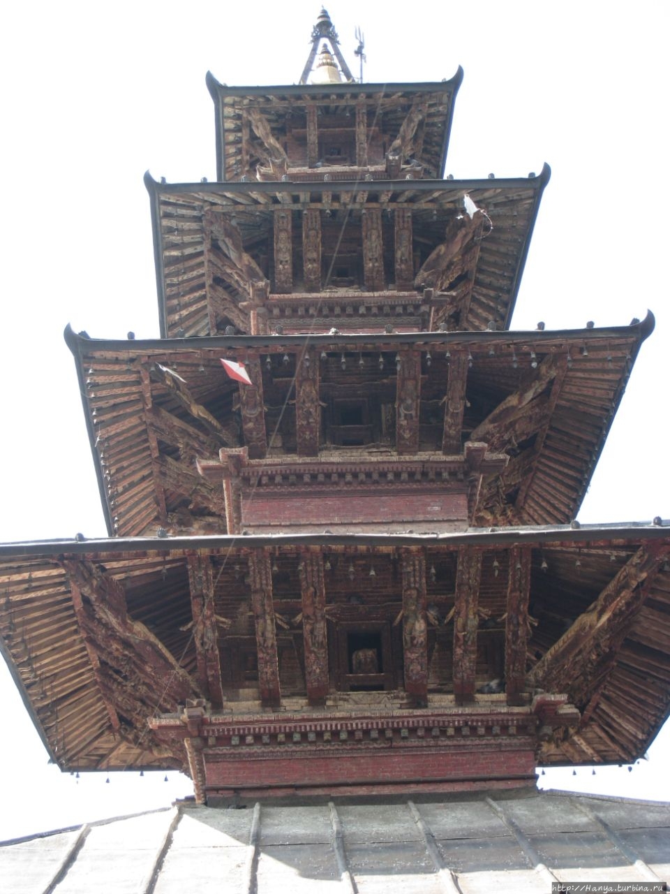 Пятиярусная пагода Sarbes