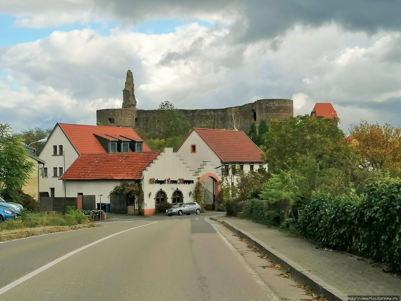 Замок Нойляйнинген Грюнштадт, Германия