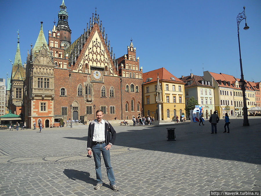 Центром Вроцлава является Рыночная площадь. Это самая красивая и одна из самых больших площадей Польши. Вроцлав, Польша