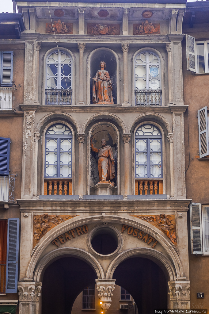 Вечерний Милан. Мегаполис Милан, Италия