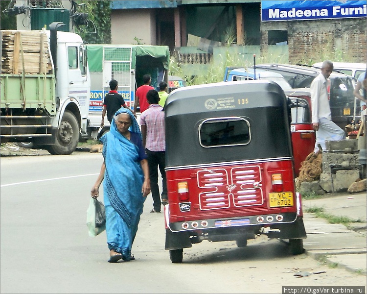 На шри-ланкийских дорогах