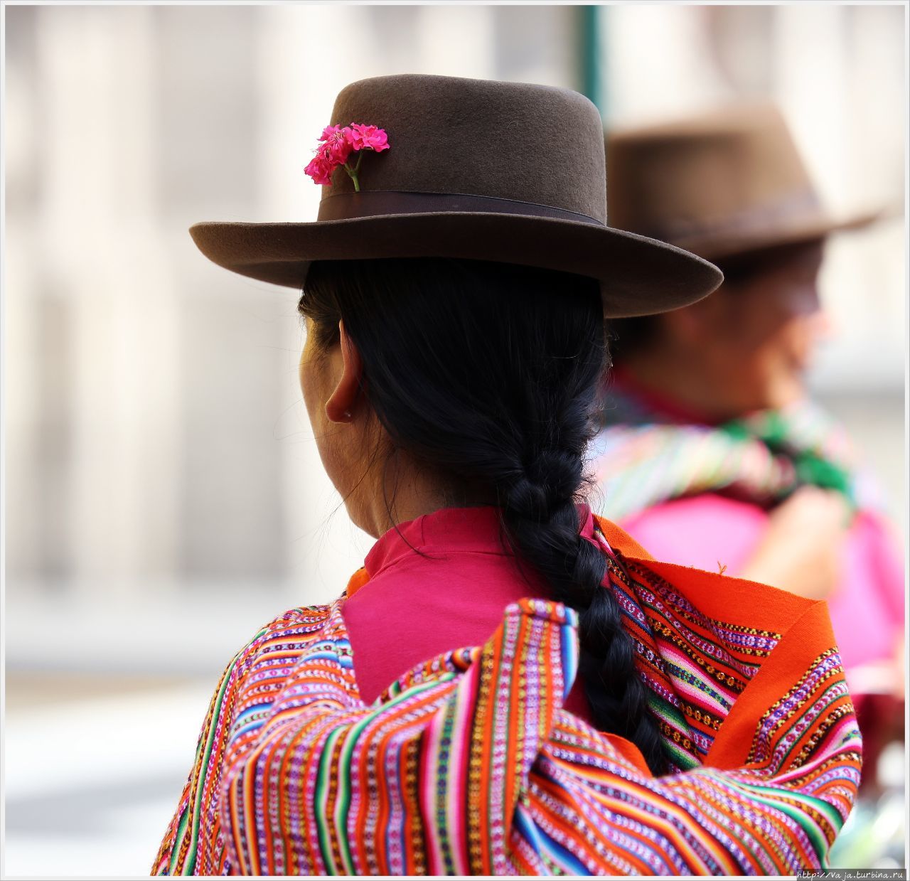 Южная америка люди. Южная америка люди. Жители перу перуанцы. Перу лима люди. Креолы мексики.