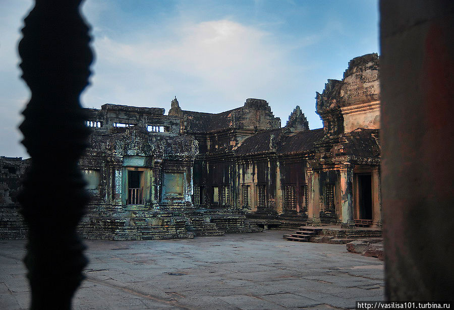 Рассветный храм Ангкор, часть 1 Ангкор (столица государства кхмеров), Камбоджа
