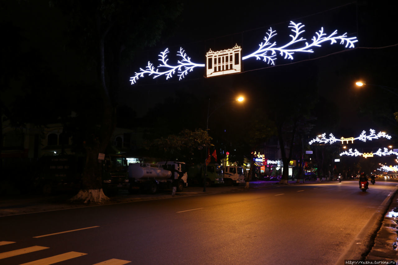 Улицы Ханоя вечером Ханой, Вьетнам