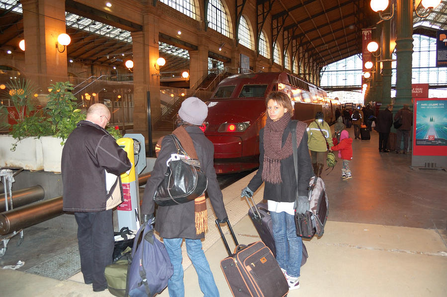 На вокзале Gare du Nord Париж, Франция