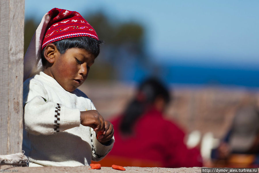 Титикака. Яркие цвета острова Taquile Остров Такуили, Перу